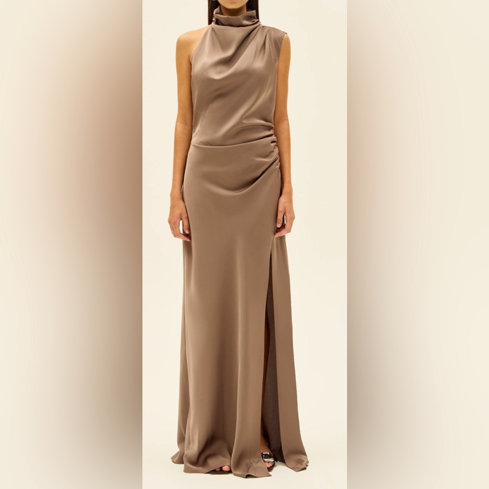 Elegant Sleeveless Brown Dress